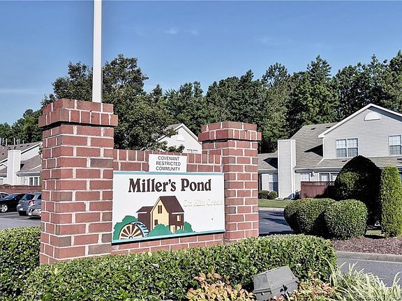 2nd image of 906 Pine Mill Ct #906
