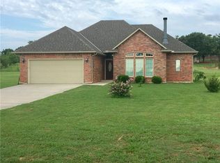 2195 S Dobbs Rd, Harrah, OK 73045