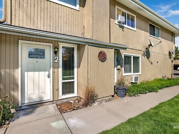 760 Washington St N APT 2, Twin Falls, ID 83301