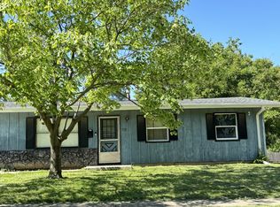 112 E Park St, Champaign, IL