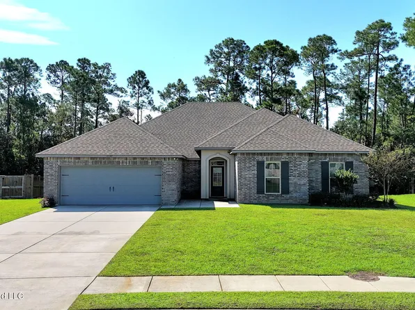 11657 Brookstone Dr, Ocean Springs, MS 39564