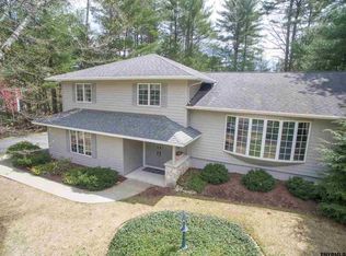 38 Willow Rd, Queensbury, NY 12804