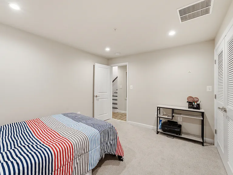 5th bedroom basement
