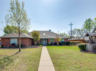 2003 Quail Run Dr, Corinth, TX 76208