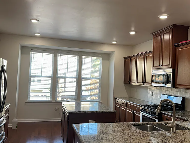 723 Edgewater Ridge Ct — Photo 26