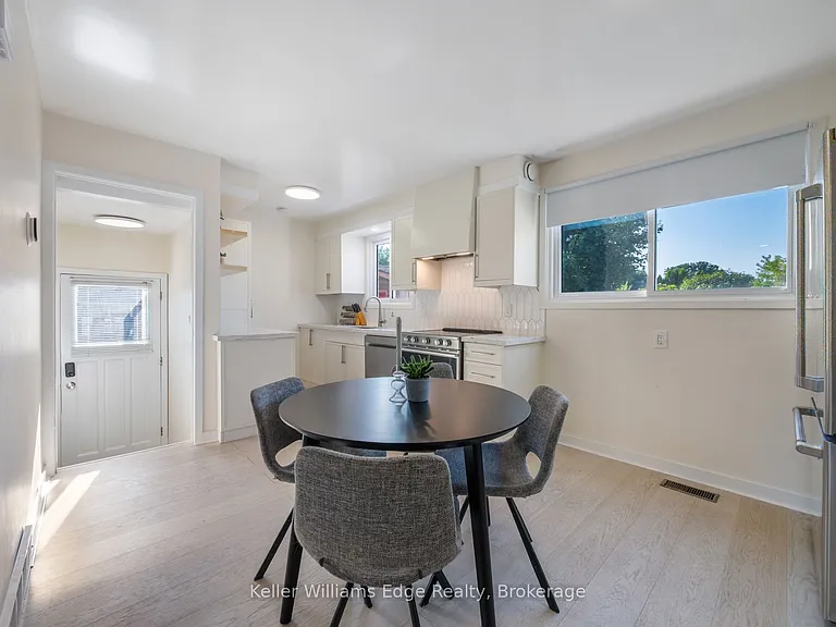 153 Dudhope Ave — Photo 1