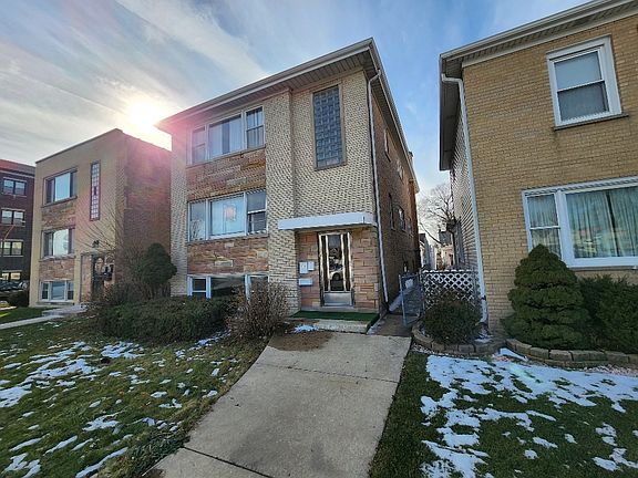 3rd image of 3704 N Harlem Ave