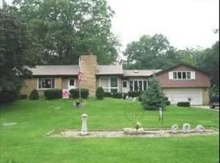 23544 S Oak Ct, Crete, IL 60417