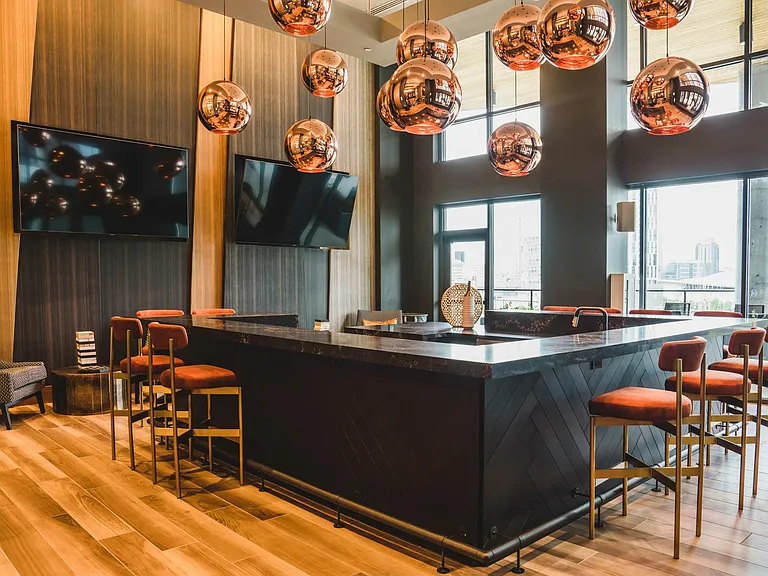 6th floor bar and dining space