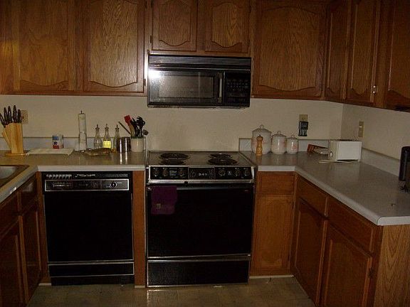 Roomy, functional kitchen