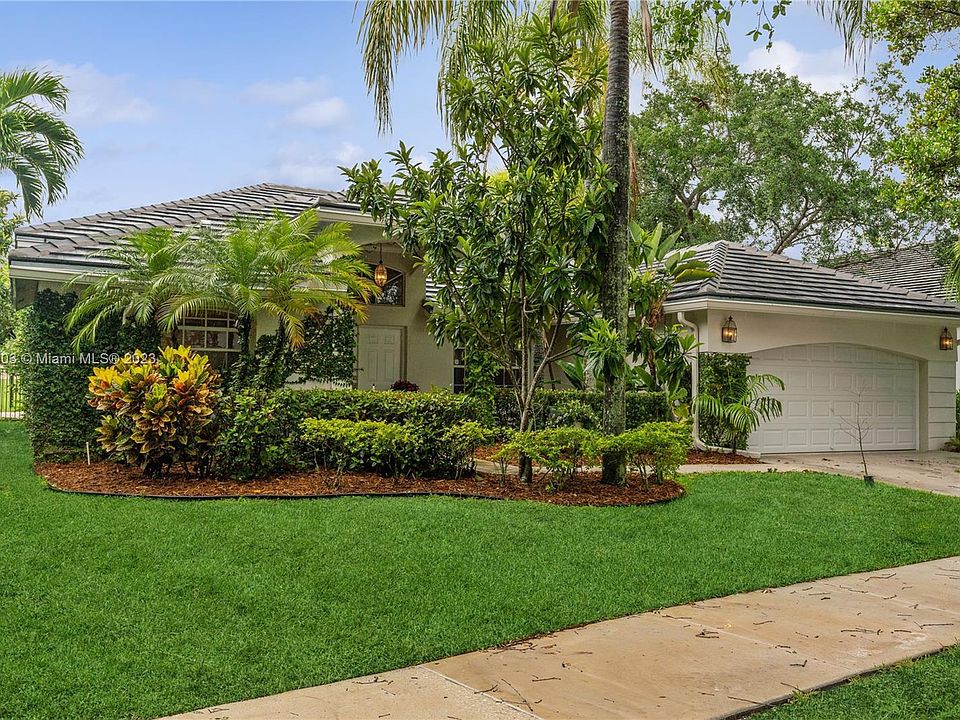 1st image of 2617 E Oakbrook Ct