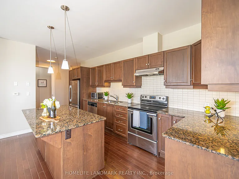 223 Erb St W #501 — Photo 20