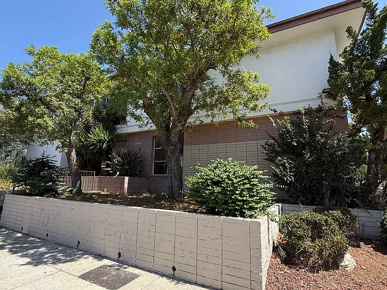 13040 Dronfield Ave #3 — Photo 26