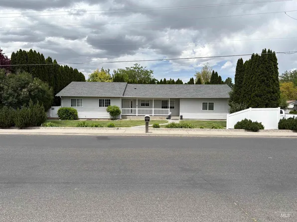 2699 Elizabeth Blvd, Twin Falls, ID 83301