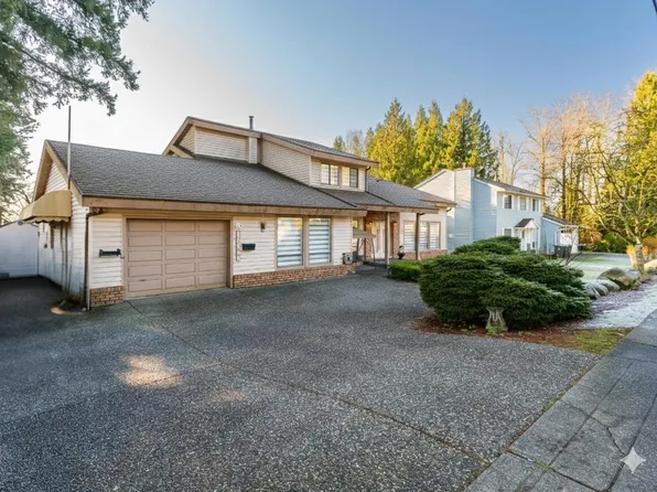 16566 80th Ave, Surrey, BC V4N 0H3