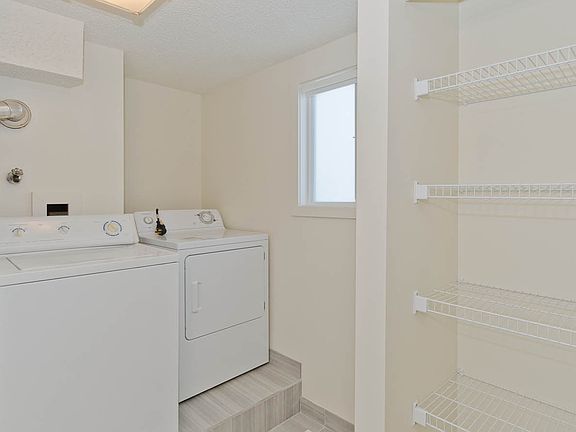 3rd image of 2631 38th St NE #412792