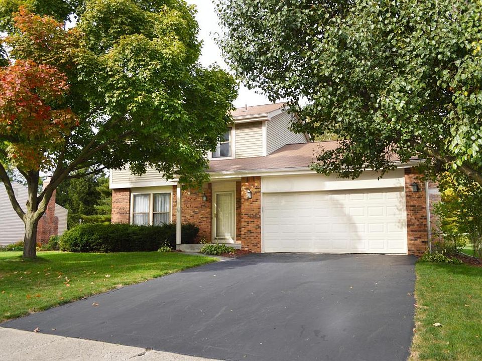 1st image of 588 Forestwood Dr