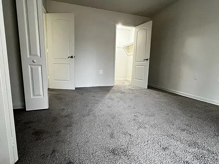 5301 Quincy St — Photo 11