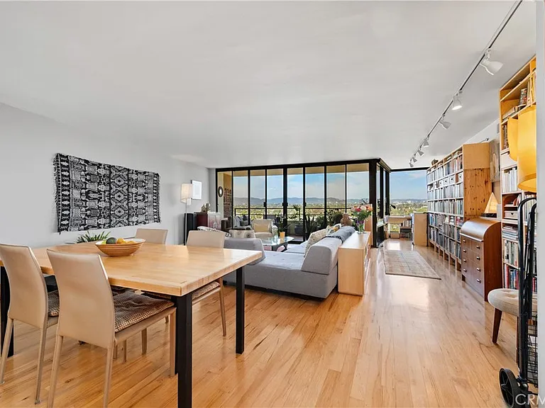 4265 Marina City Dr #511W — Photo 4