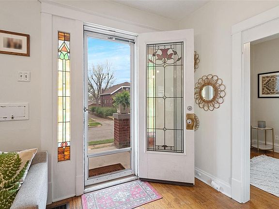 3rd image of 5168 Goethe Ave