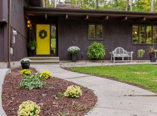 37 Pine Dr, Madison, CT 06443
