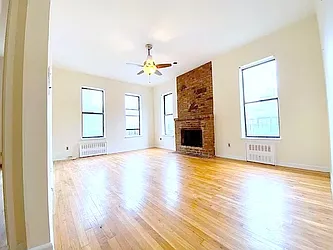 Rented by Manhattan Spaces
