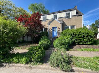 1552 Virginia St E, Charleston, WV 25311