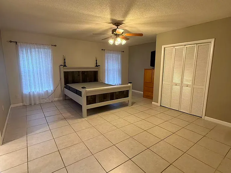 10020 SW 83rd St — Photo 25