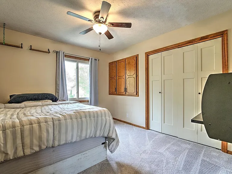 1329 Scott Rd — Photo 25