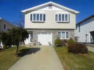 705 Rensselaer Ave, Staten Island, NY 10312