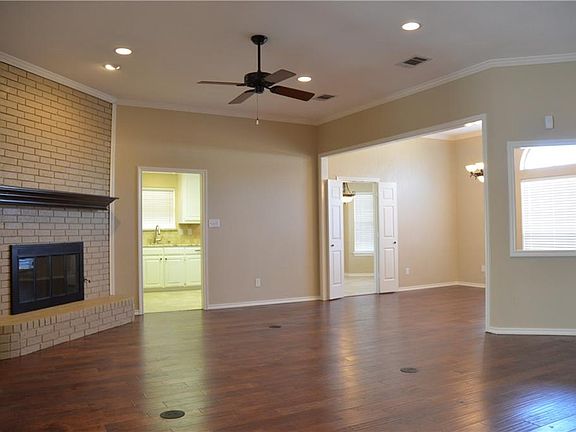 2nd image of 1137 Seminole Trl