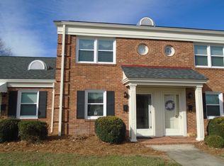 215 S Maple St APT E, Graham, NC 27253