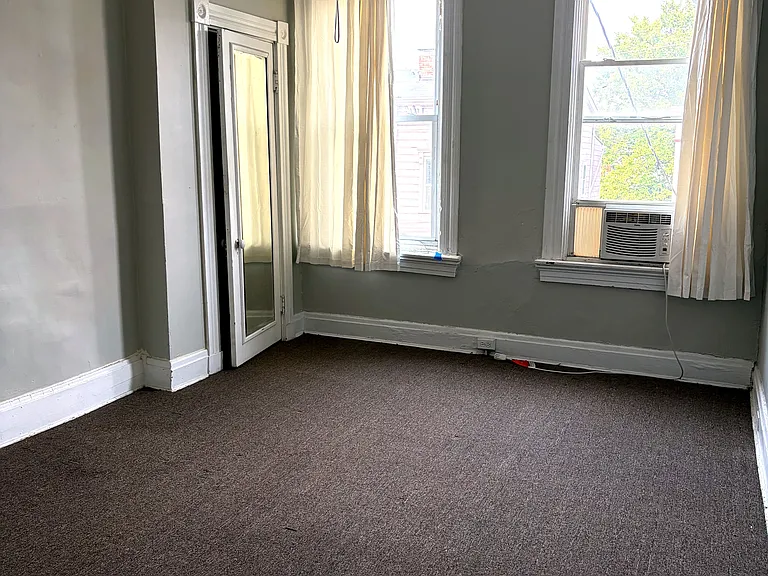 2386 Wheeler St — Photo 8