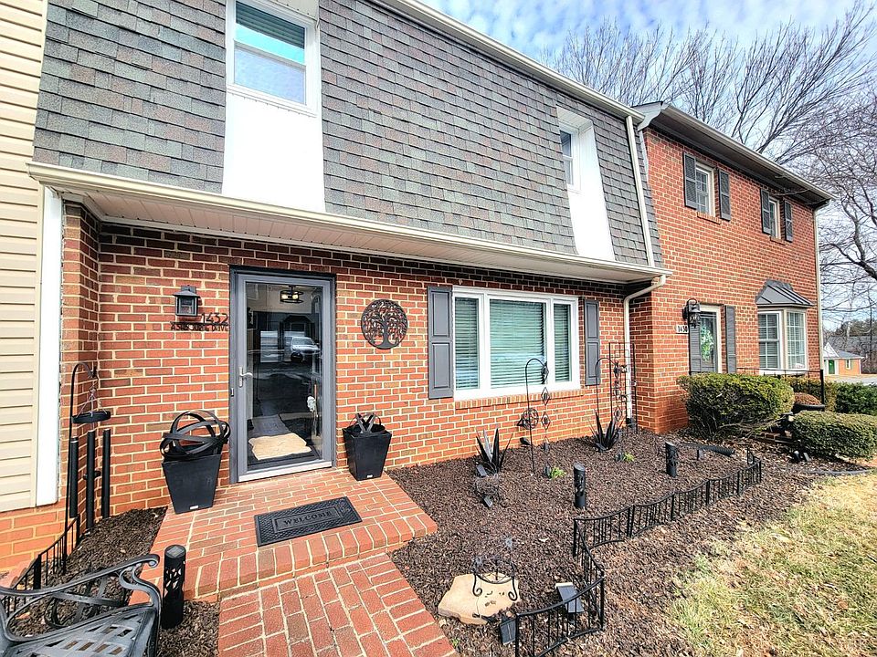 1st image of 1432 Ashbourne Dr