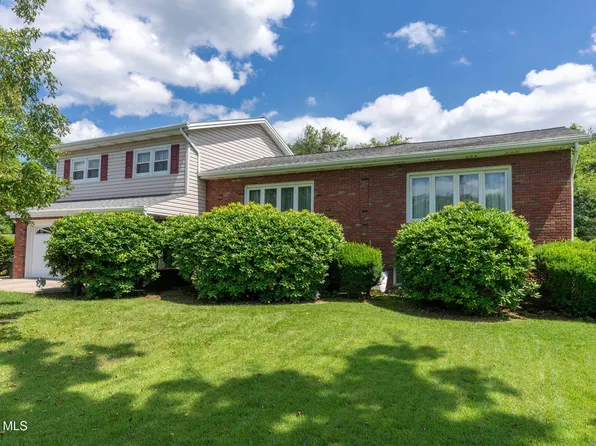 815-19 E Pleasant Valley Blvd, Altoona, PA 16602