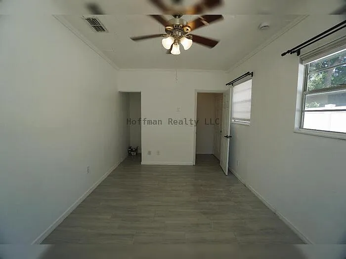 3916 W North A St — Photo 16