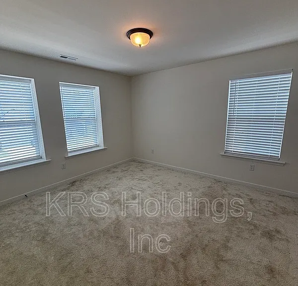 2220 Patrick Dr — Photo 23