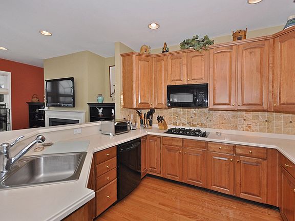 Gourmet Kitchen