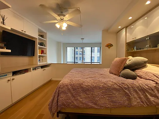 Rented by MOTION New York | media 27