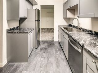 1802-1906 Lake Point Dr #5, Madison, WI 53713