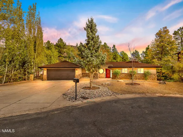 1024 E Hillcrest Dr, Flagstaff, AZ 86004