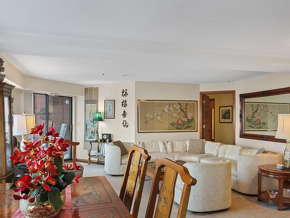 5th image of 221 E Rockwood Blvd APT 219