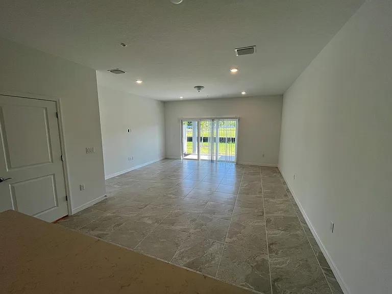 5152 Inspire Ln — Photo 4