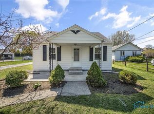 3642 Starr Ave, Oregon, OH 43616