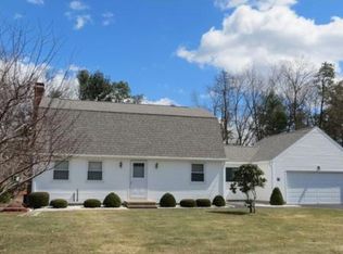 43 Elizabeth Ave, Westfield, MA 01085