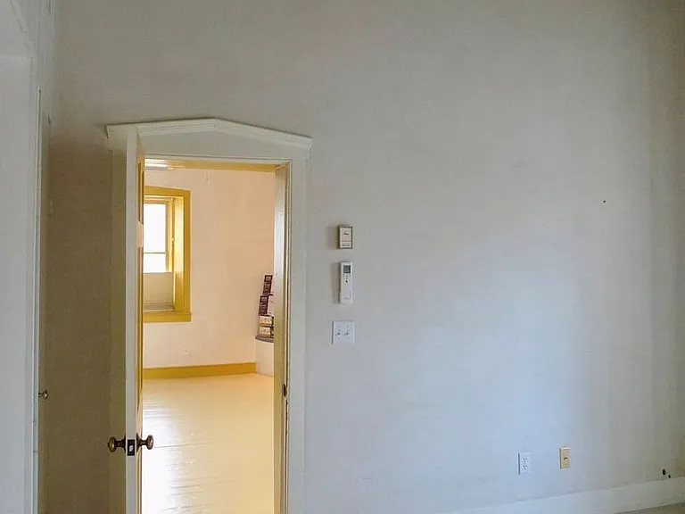 573 W San Francisco St #A — Photo 6