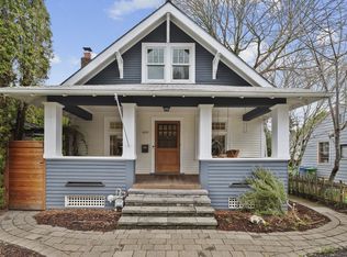 4225 SE Morrison St, Portland, OR 97215