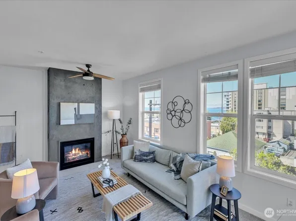 530 4th Avenue W #410, Seattle, WA 98119