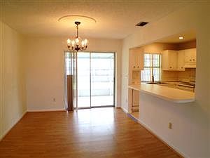 1st image of 130 N Robbins Dr