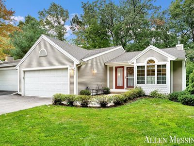 4235 Valley Side Dr NE, Grand Rapids, MI, 49525